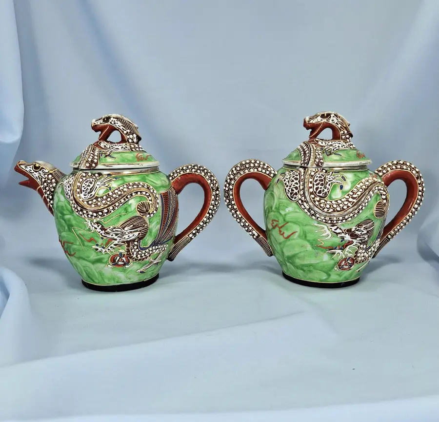 Vintage Japanese Dragonware Kutani Moriage Hand Painted Tea Set: Teapot and Sugar Bowl