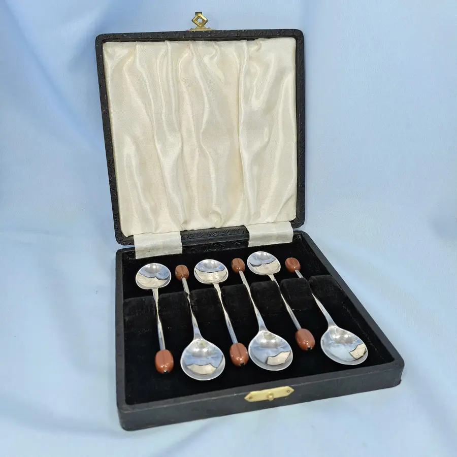 Vintage Art Deco Boxed Set of 6 Silver-Plated Coffee Spoons