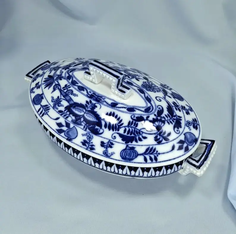 Antique blue and white Brown-Westhead lidded tureen.